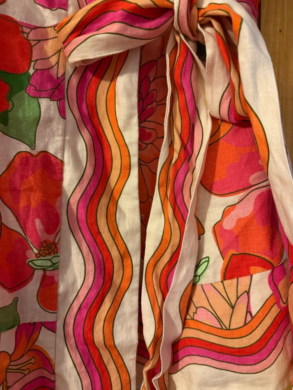 FARM Rio Cream Tunic with Pink & Orange Wave Print - Picture 8 of 9